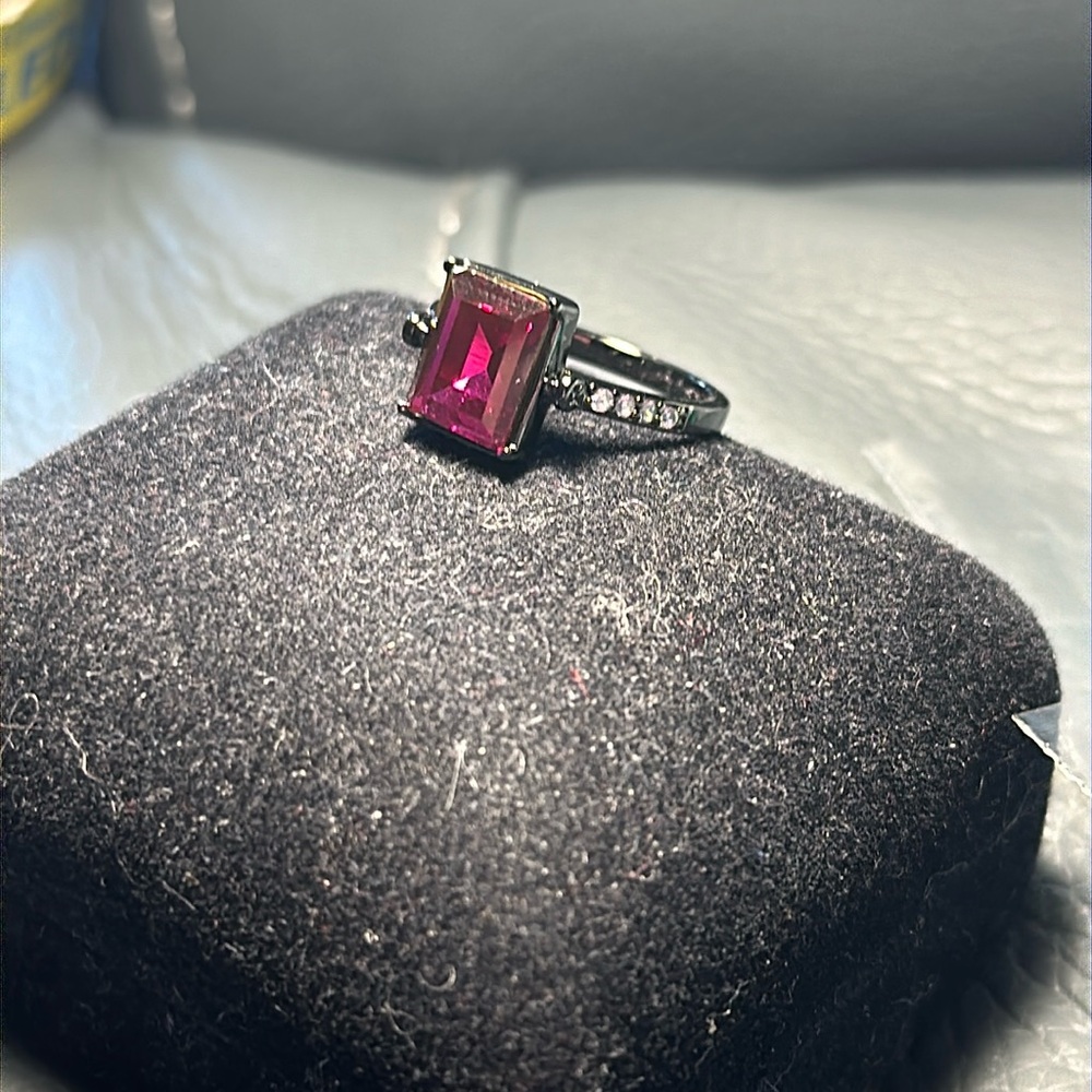 Rhodium Black Metal Dark Pink Ring